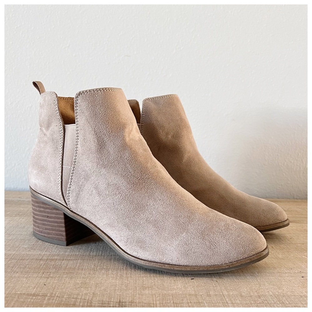 Dr. Scholl's Teammate Ankle Chelsea Boot Booties Faux Suede
